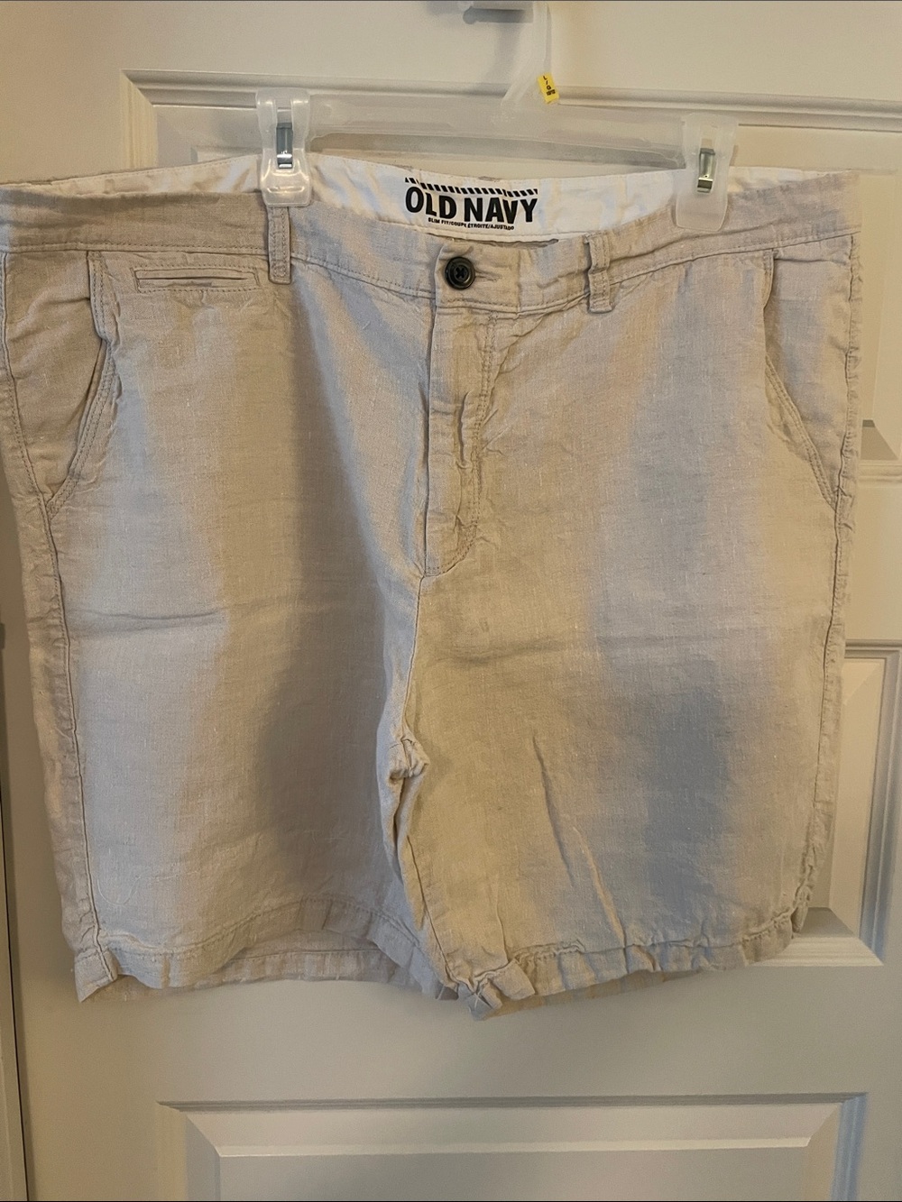 Old Navy Men’s Light Tan Flat-Front Cotton-Blend Shorts